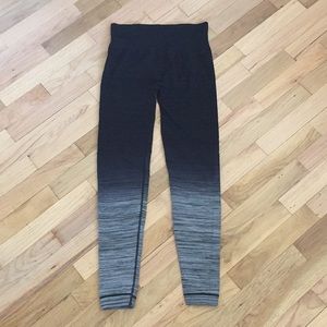 Black and grey ombré workout leggings